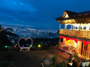 Ashraya Homestay and Restaurant